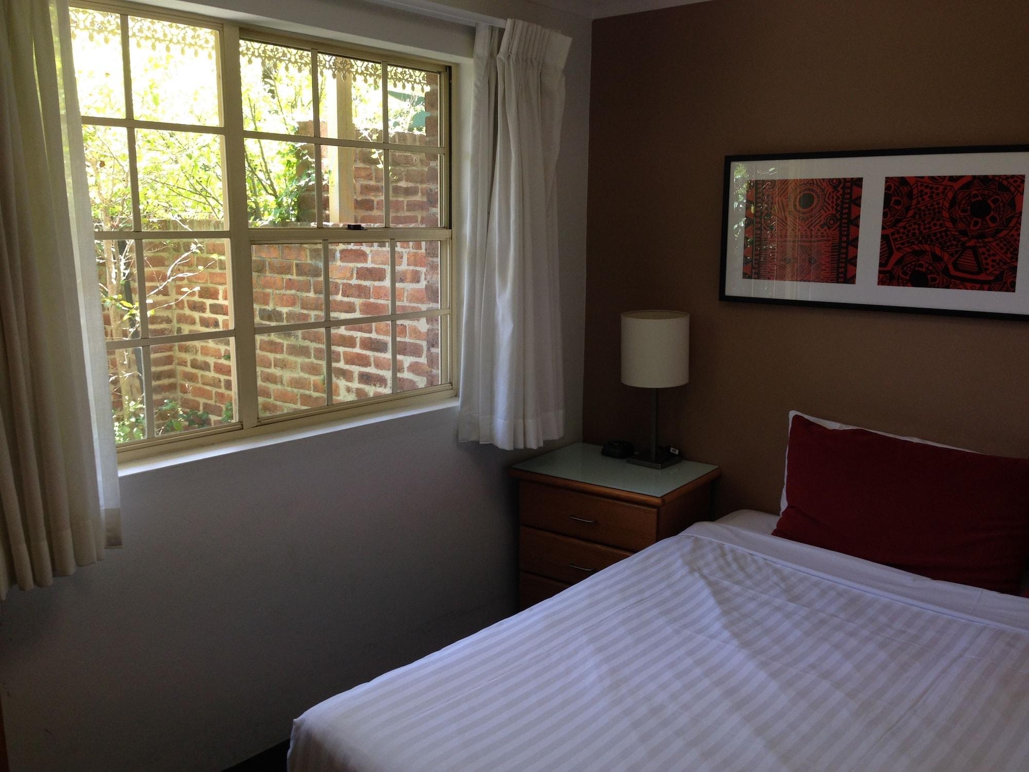 Adina Serviced Apartments Canberra Kingston Exterior foto